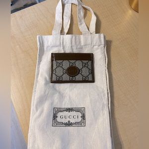 Like NEW Gucci Card Holder